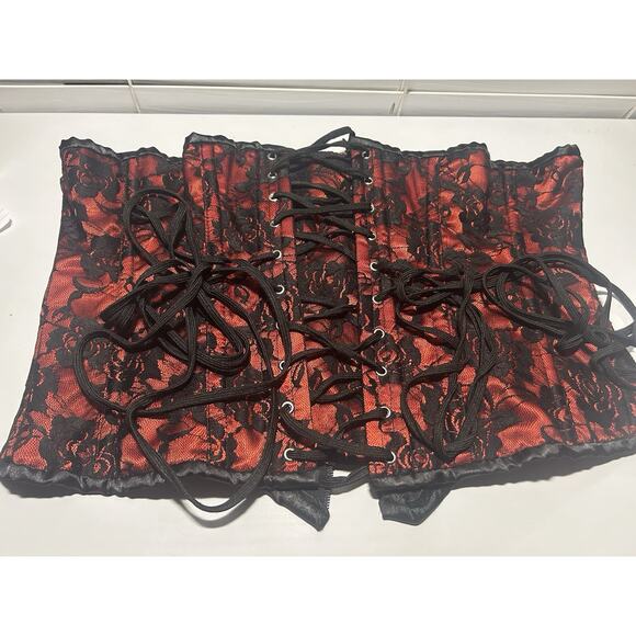 Lavish by Daisy Corsets Corset in Red Black2xxl - Picture 1 of 7
